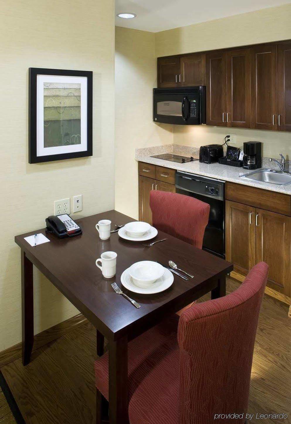 Homewood Suites By Hilton Fresno Airport/Кловіс Екстер'єр фото